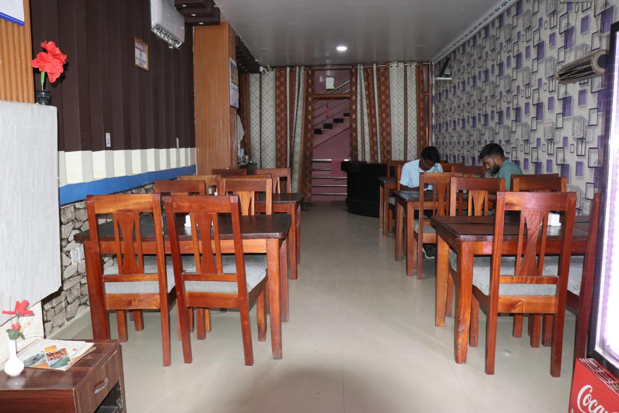 Hotel Megha Heritage Surkhet Esterno foto